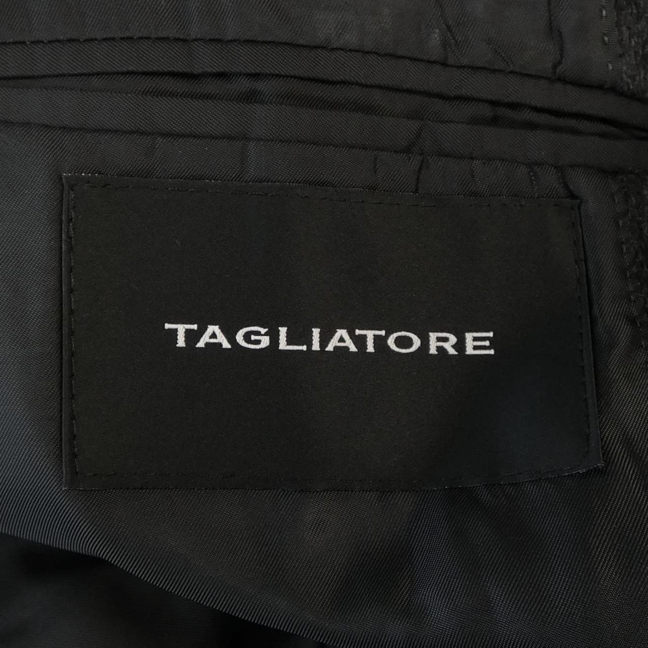 タリアトーレ TAGLIATORE コート