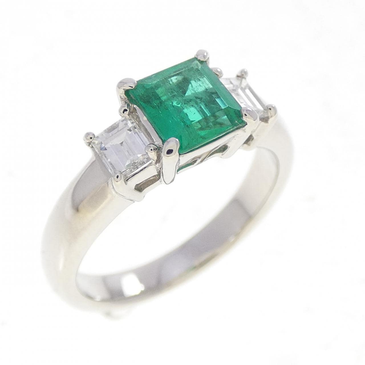 PT900 エメラルド リング 0.63CT