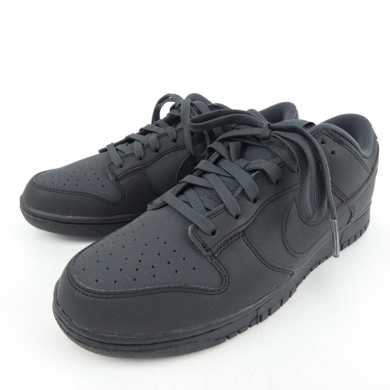 ナイキ NIKE スニーカー