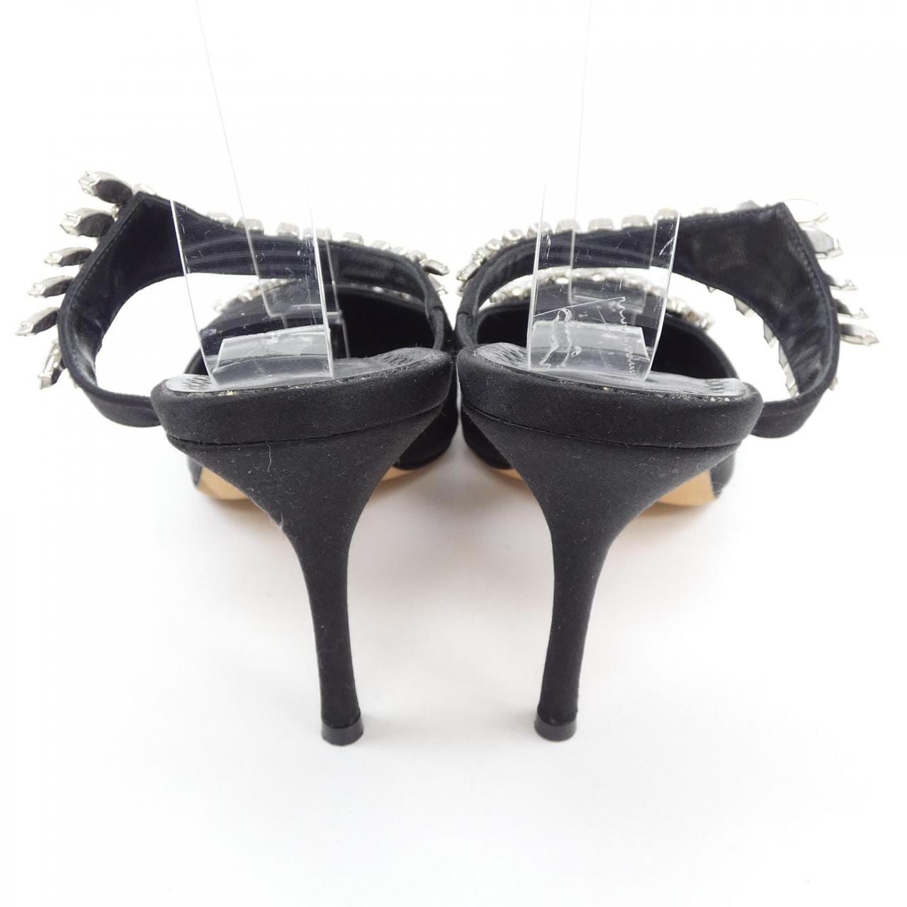 マノロブラニク MANOLO BLAHNIK パンプス