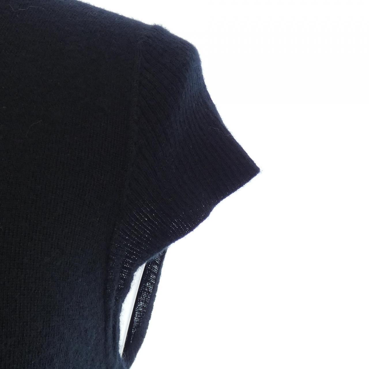 シャネル CHANEL P29666K00234 06A ニット