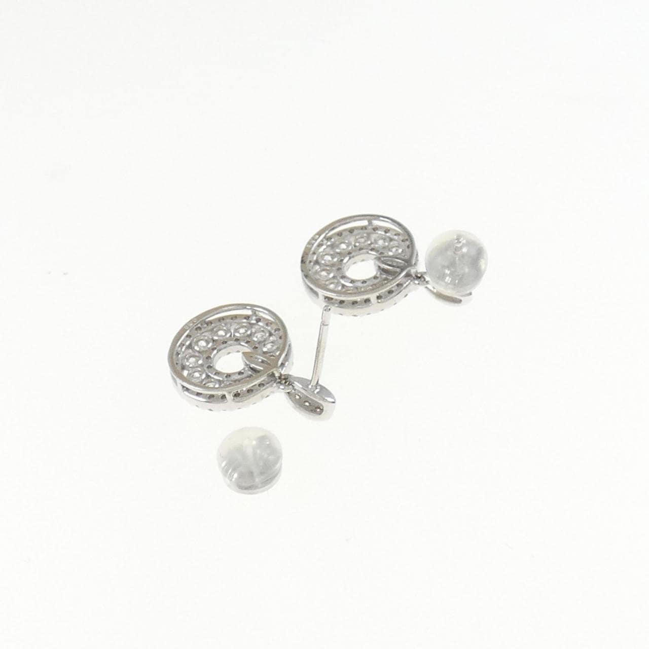 [BRAND NEW] K18WG Diamond earrings 1.06CT