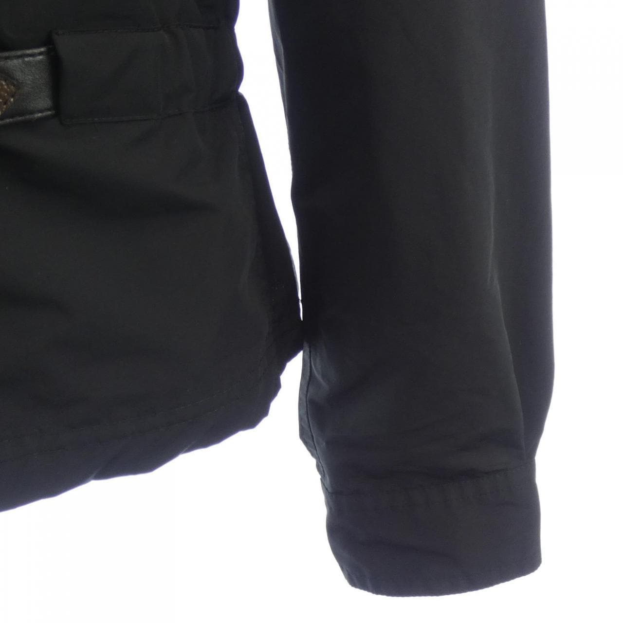 ルイヴィトン LOUIS VUITTON ショートフーデッドパーカ FIOW26FBP ジャケット