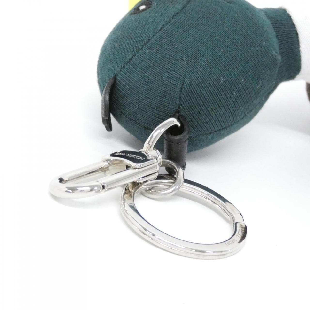 LOUIS VUITTON Porto Cle Duck MP3222 Qeelin