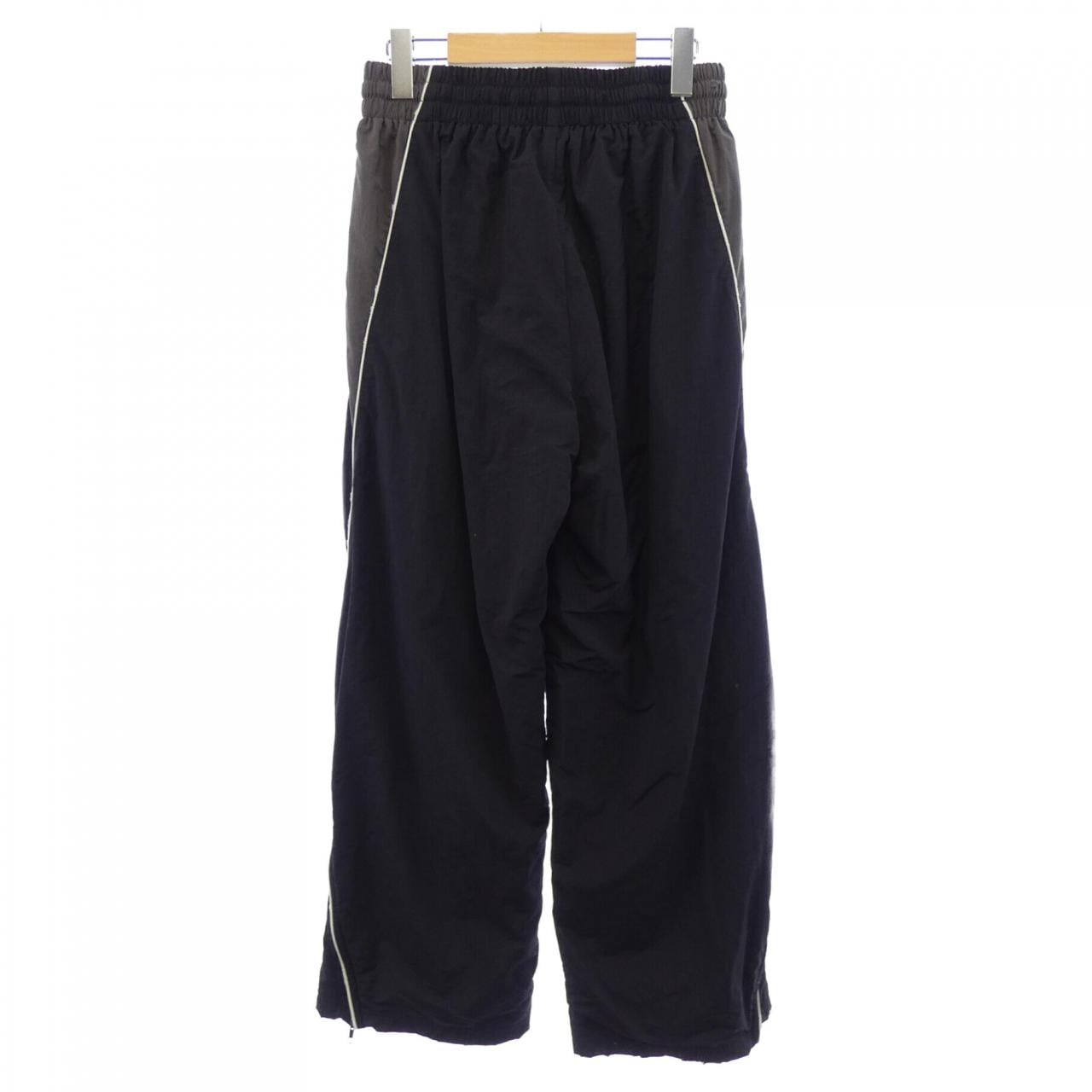 バレンシアガ BALENCIAGA PUMA 850701 TT004 パンツ