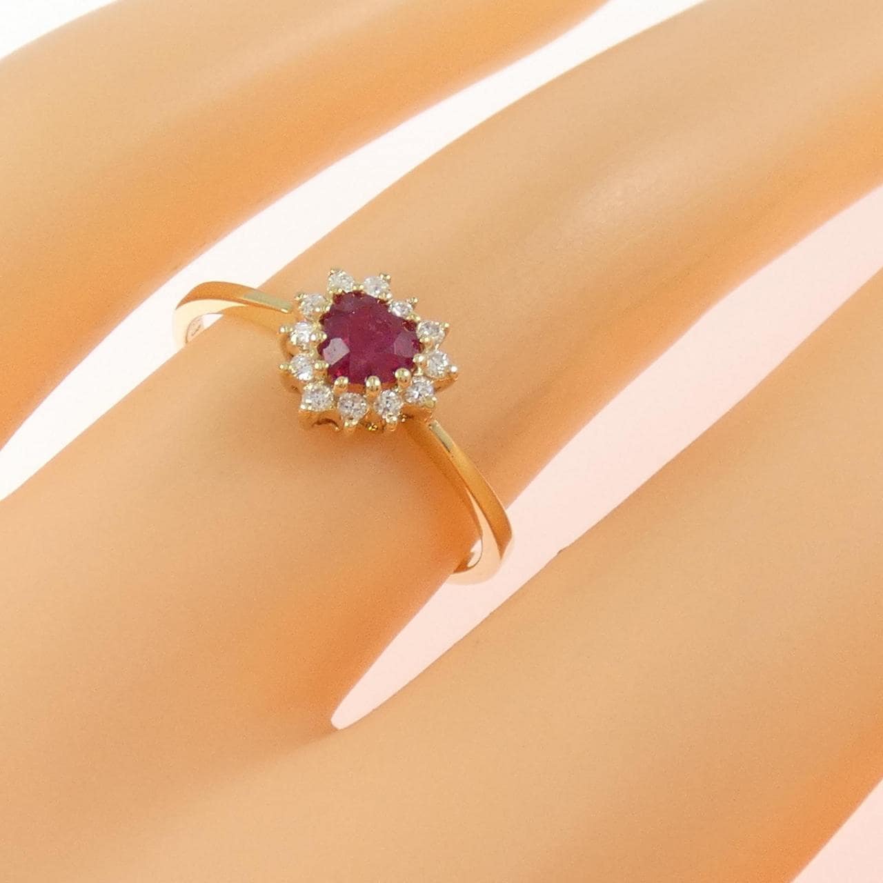 K18YG heart ruby ring