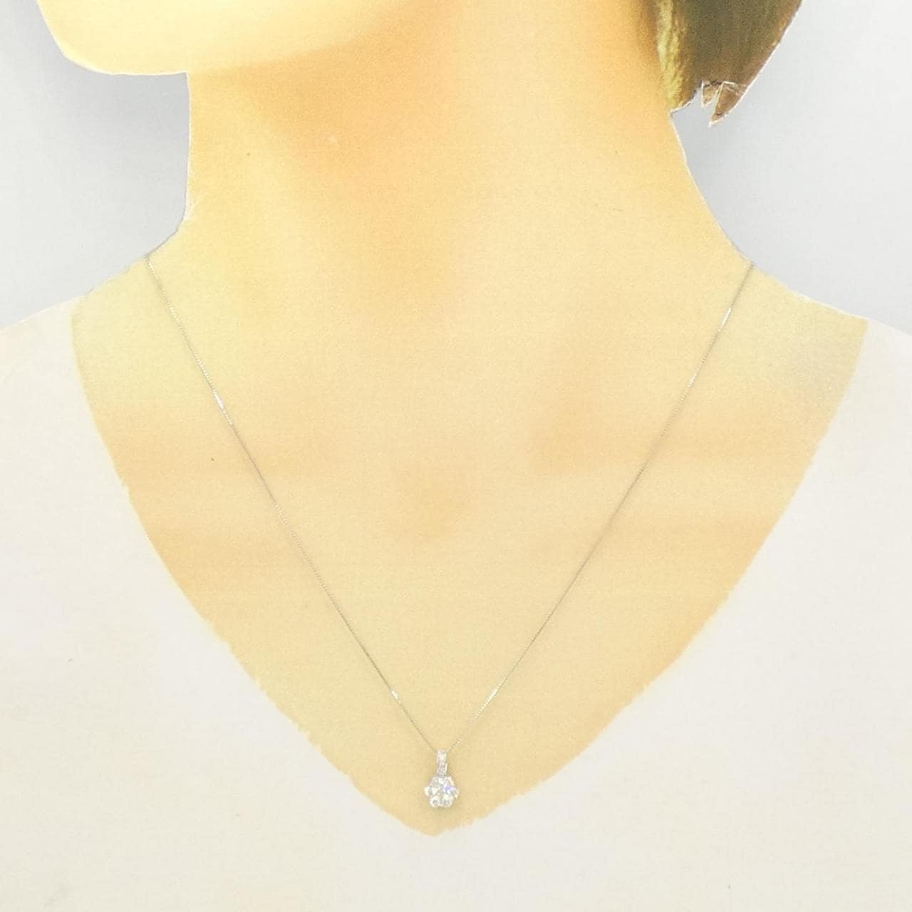 K18WG flower Diamond necklace 0.34CT