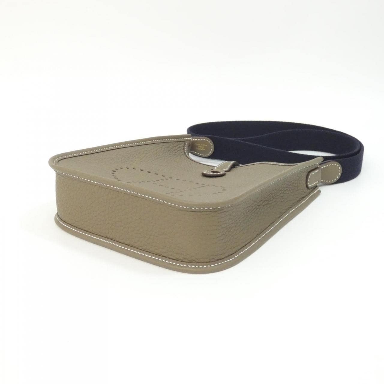 エルメス エヴリン アマゾン ショート ストラップ 16cm 085945CC ショルダーバッグ