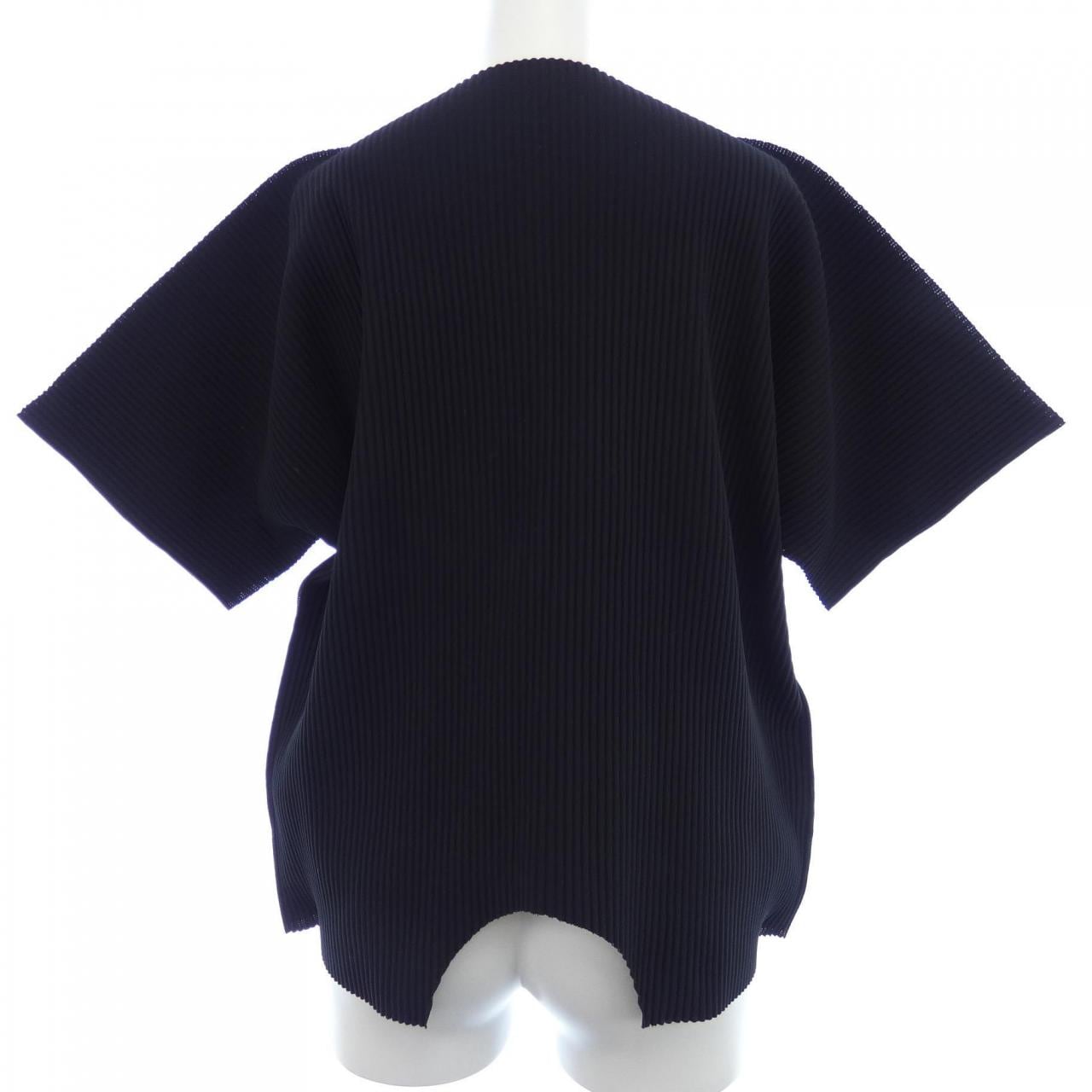 me ISSEY MIYAKE me ISSEY MIYAKE tops