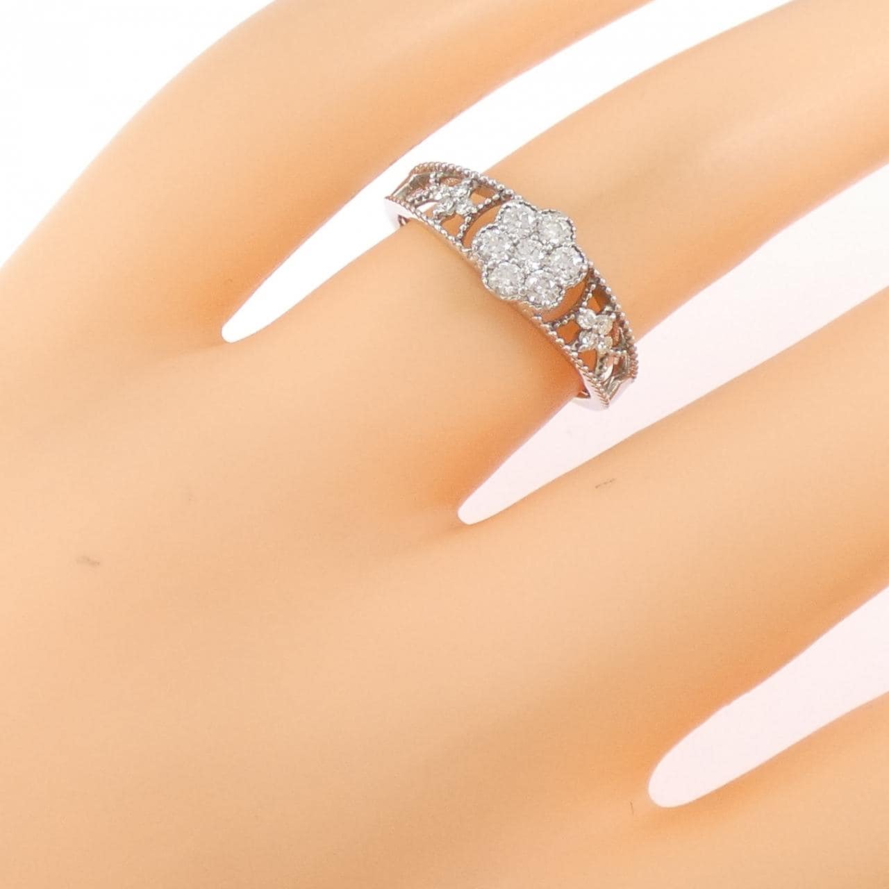 PT950 フラワー ダイヤモンド リング 0.24CT