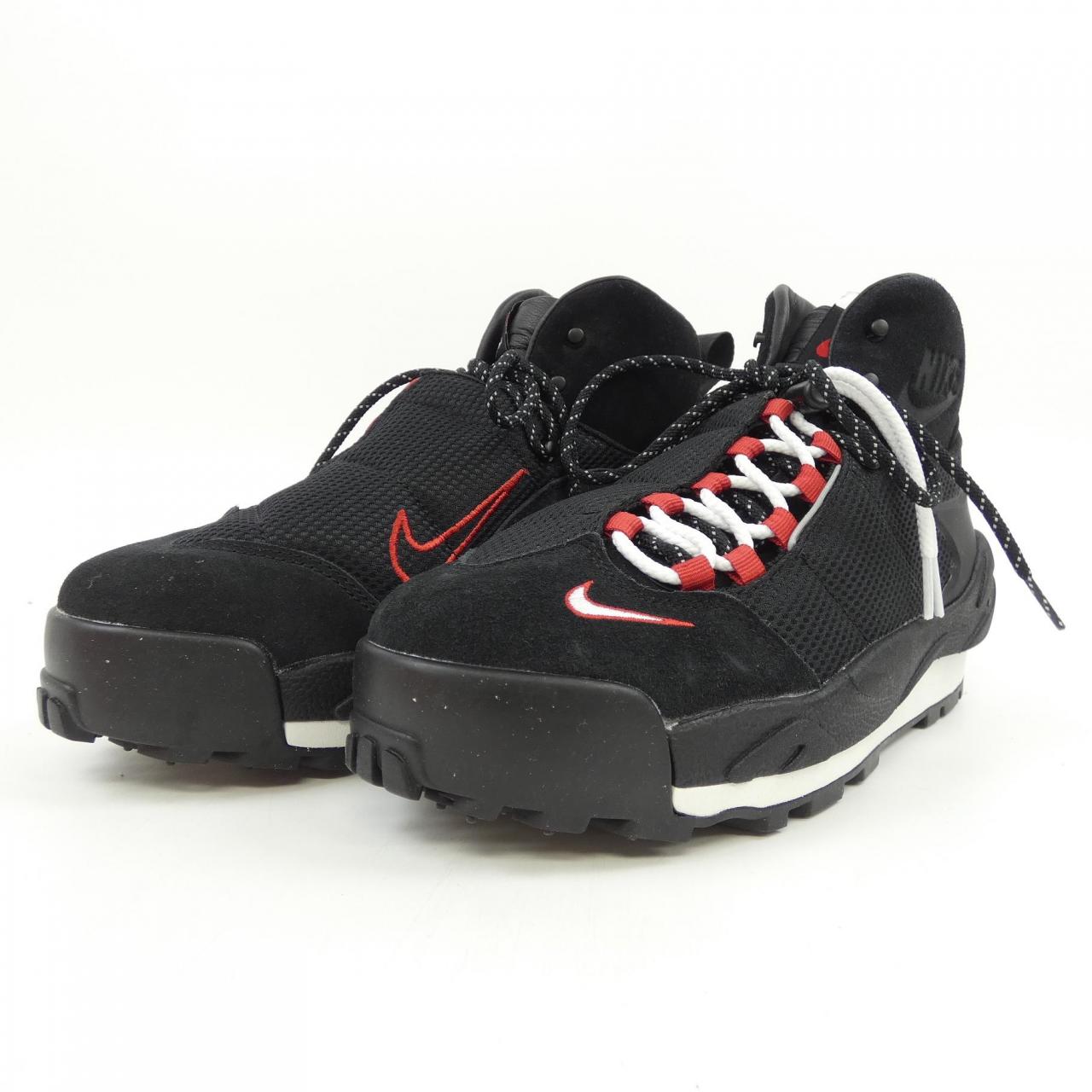 ナイキ NIKE /SACAI FN0563-001 スニーカー