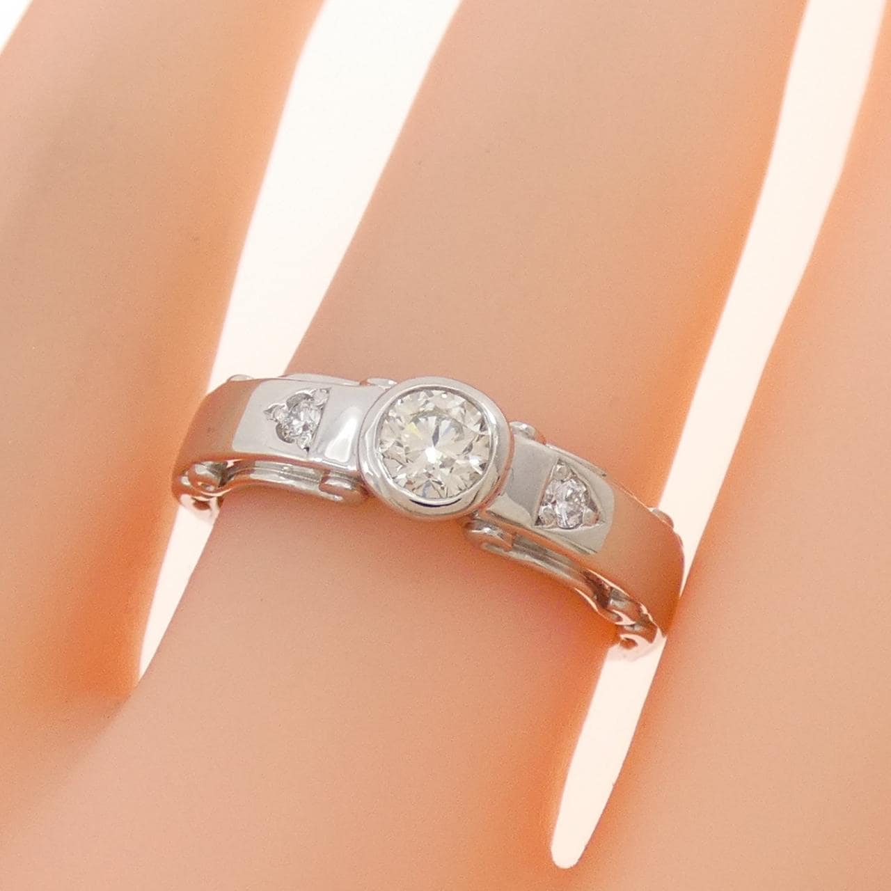PT900 ダイヤモンド リング 0.32CT