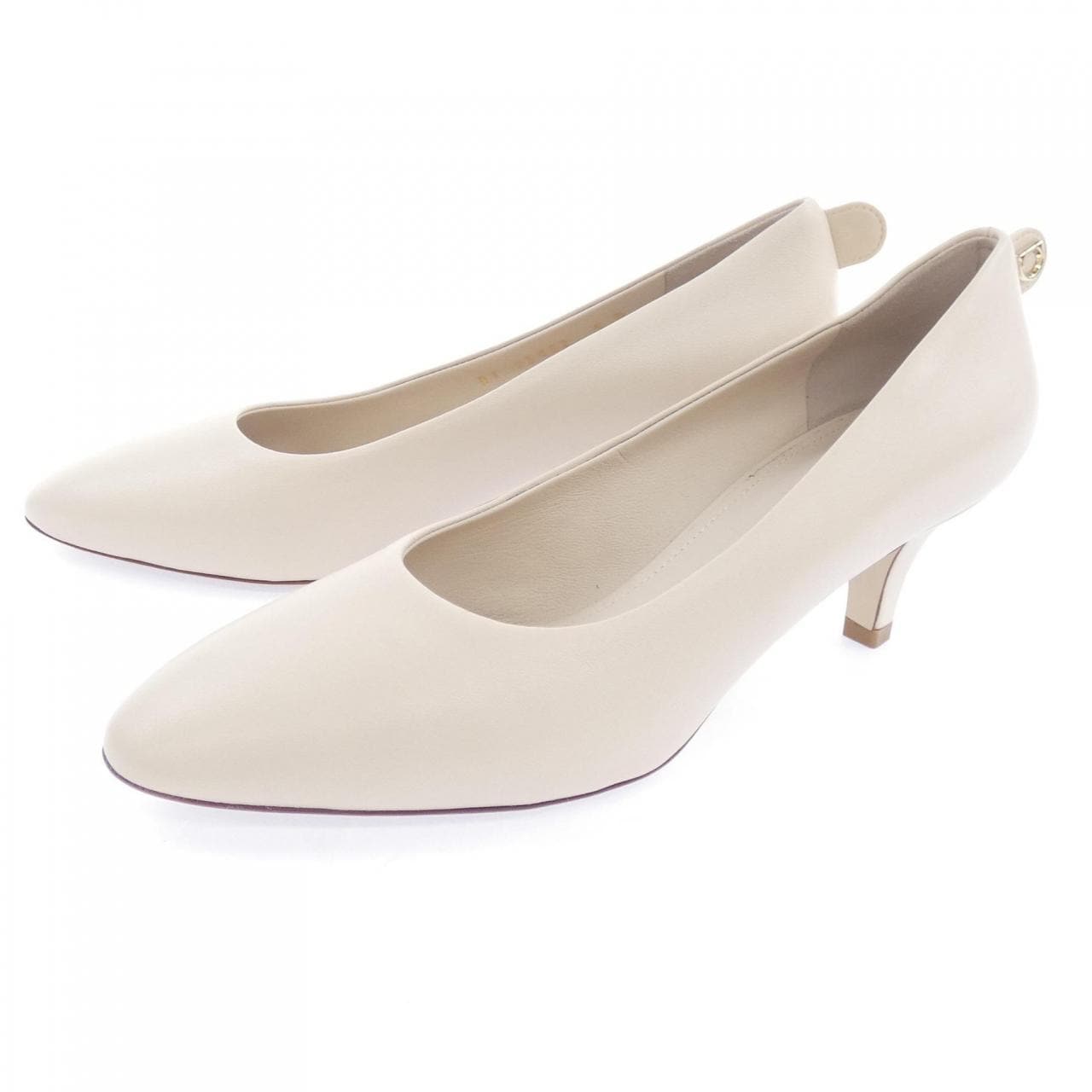 サルヴァトーレフェラガモ SALVATORE FERRAGAMO パンプス