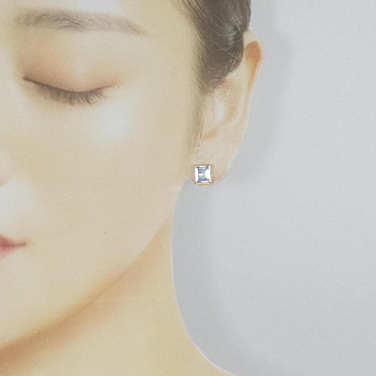 [Remake] K18YG Aquamarine earrings 1.13CT one ear