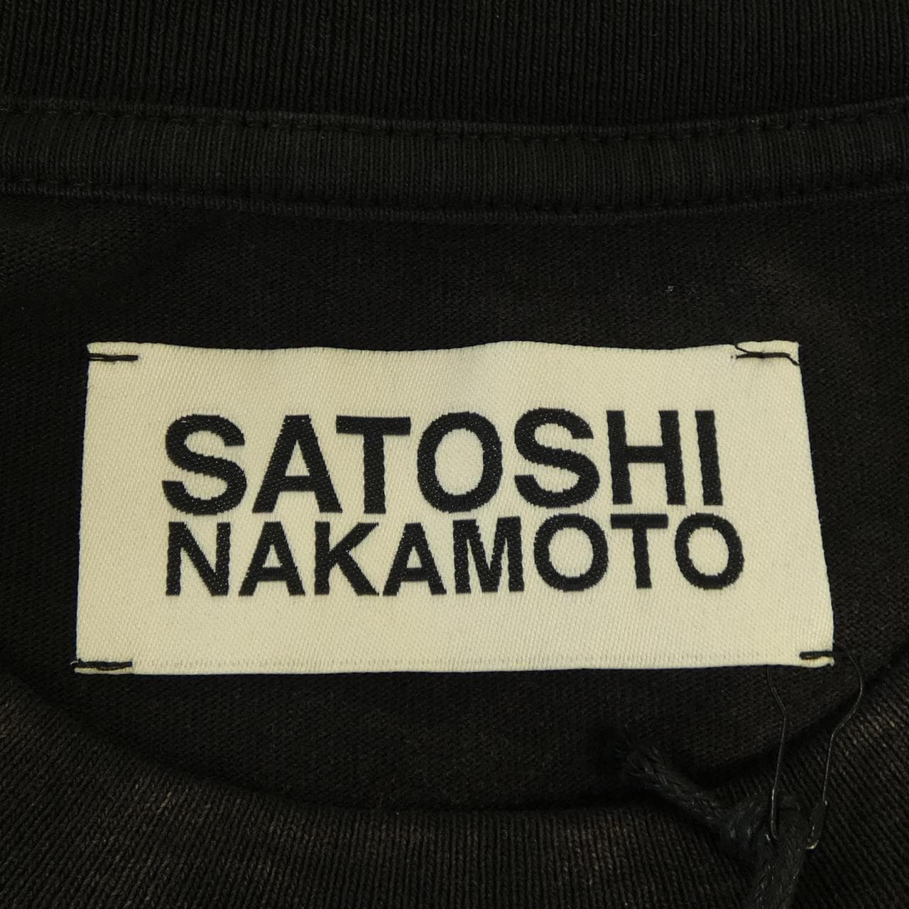 SATOSHI NAKAMOTO SS25TE003 Tシャツ