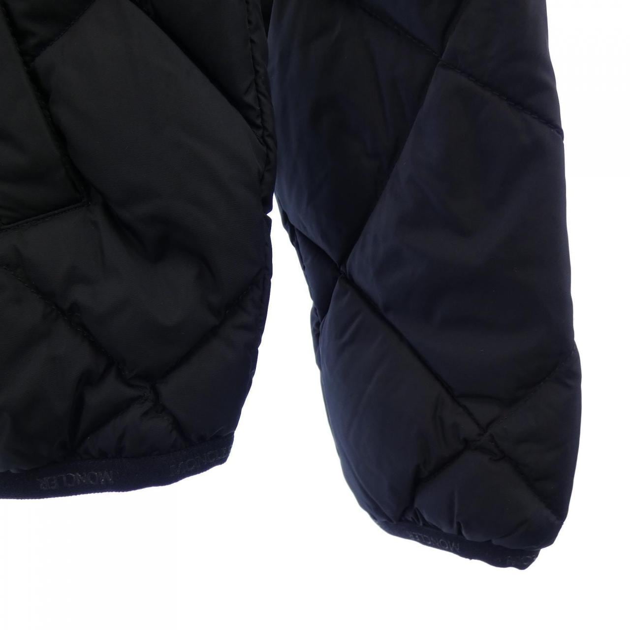 モンクレール MONCLER ARVOUIN ダウンジャケット