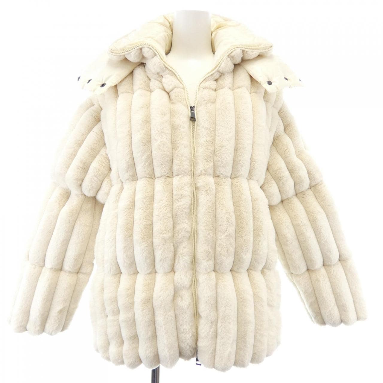 モンクレール MONCLER FARE ダウンジャケット