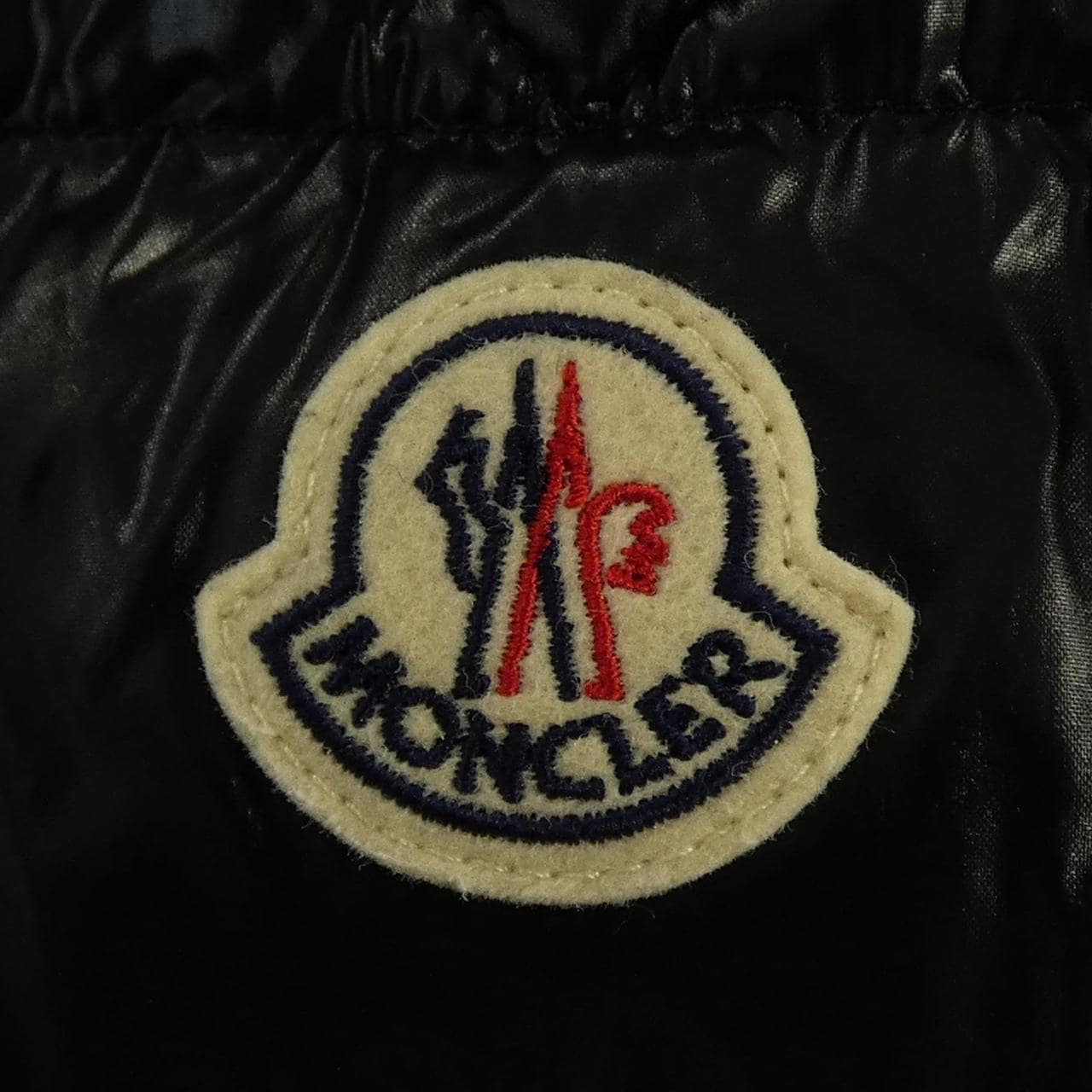 モンクレール MONCLER PARANA ダウンジャケット