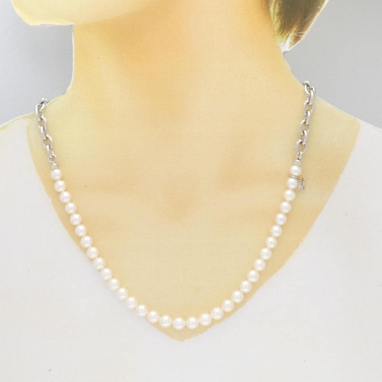 MIKIMOTO Akoya Pearl Necklace 6-6.5mm