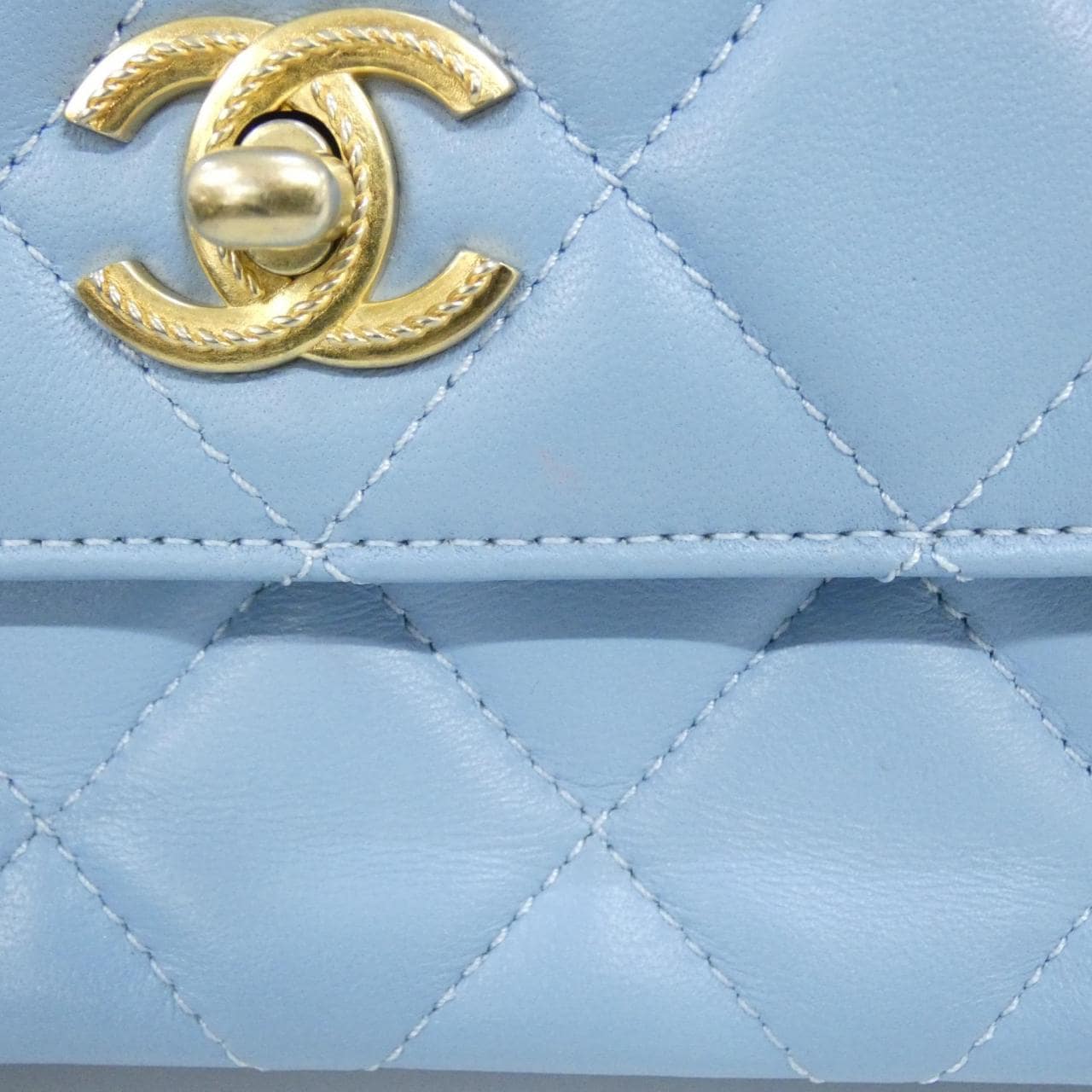 シャネル AS4233 バッグ