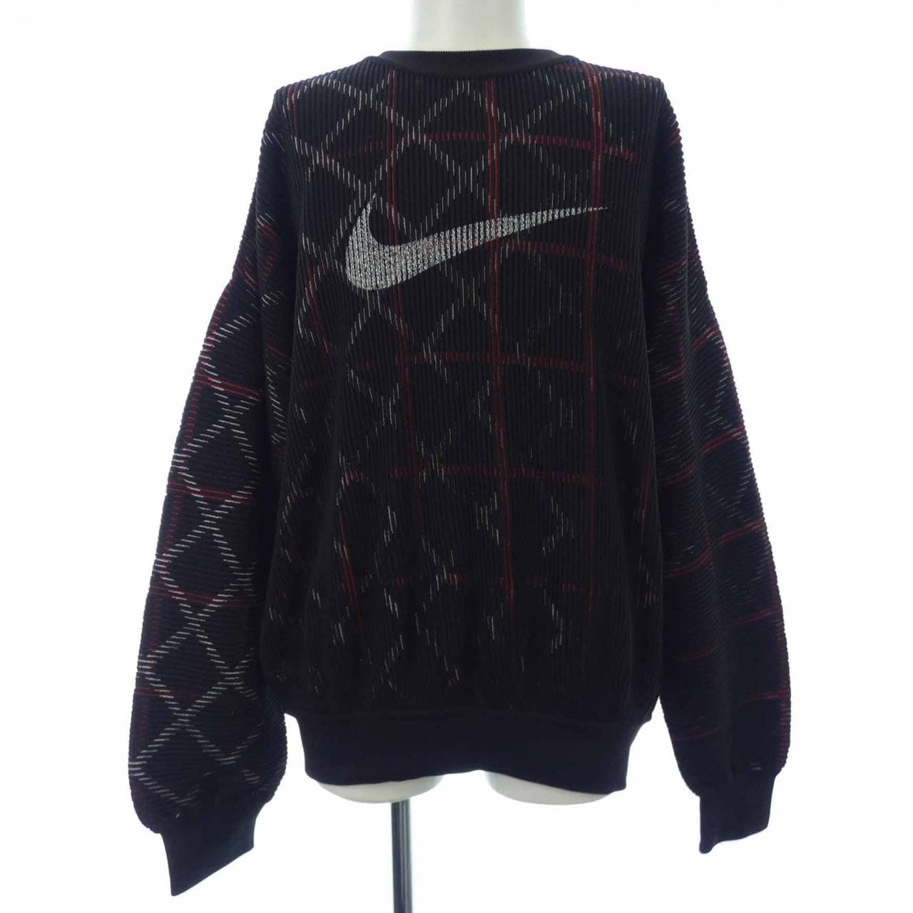 ナイキ NIKE トップス