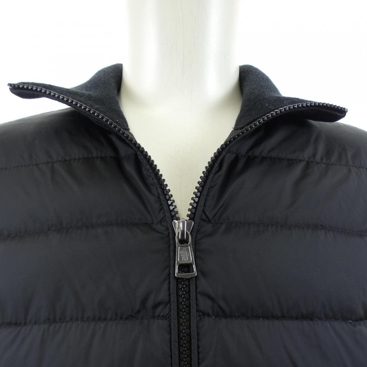 モンクレール MONCLER 20919B50700 ダウンジャケット