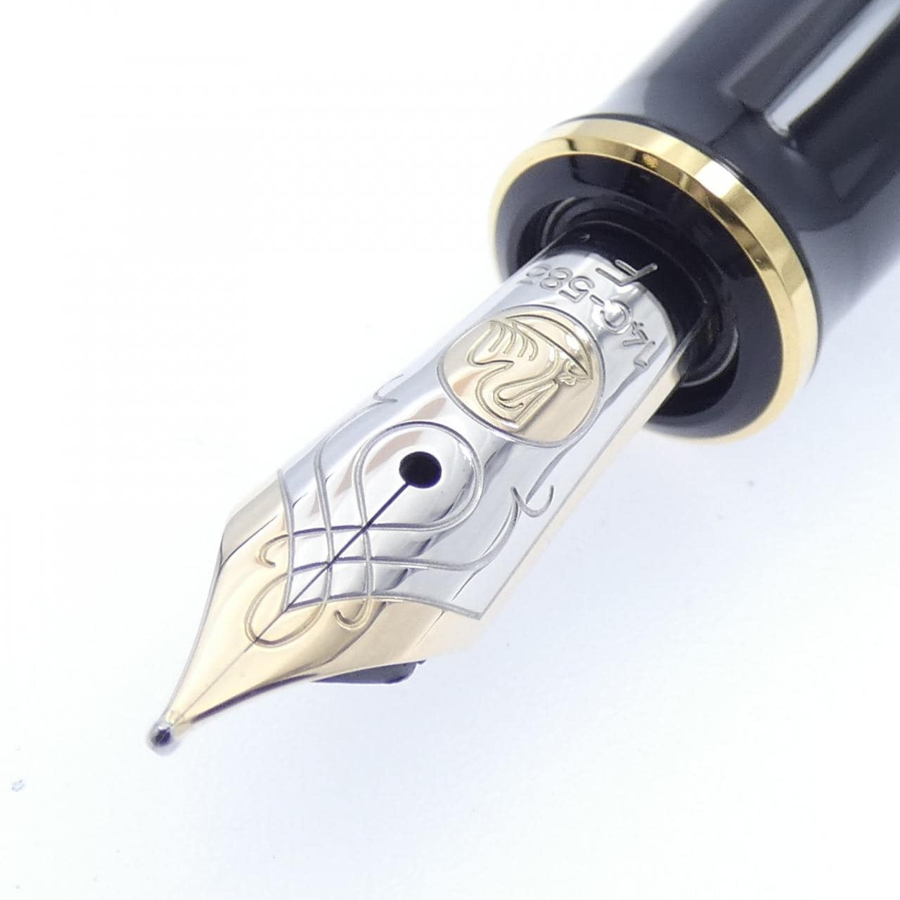 ペリカン スーベレーンM600グリーンストライプ 万年筆