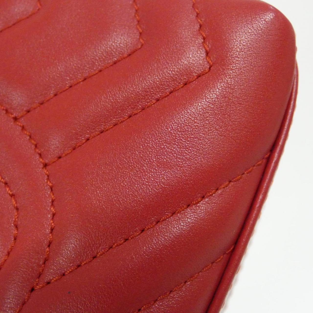 グッチ GG MARMONT 476165 DRW2T ポーチ