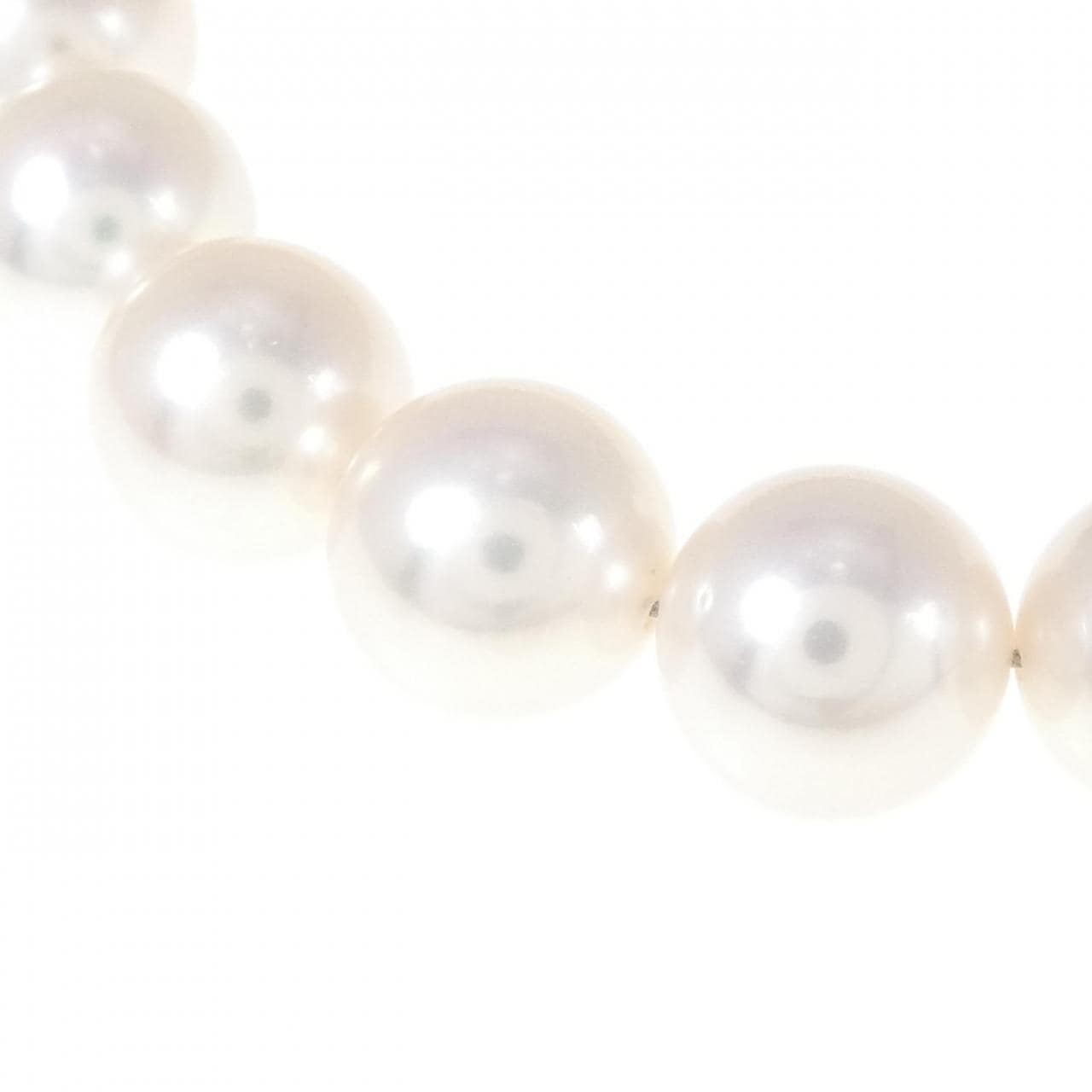 [BRAND NEW] Silver Clasp Akoya Pearl Necklace 8.5-9mm