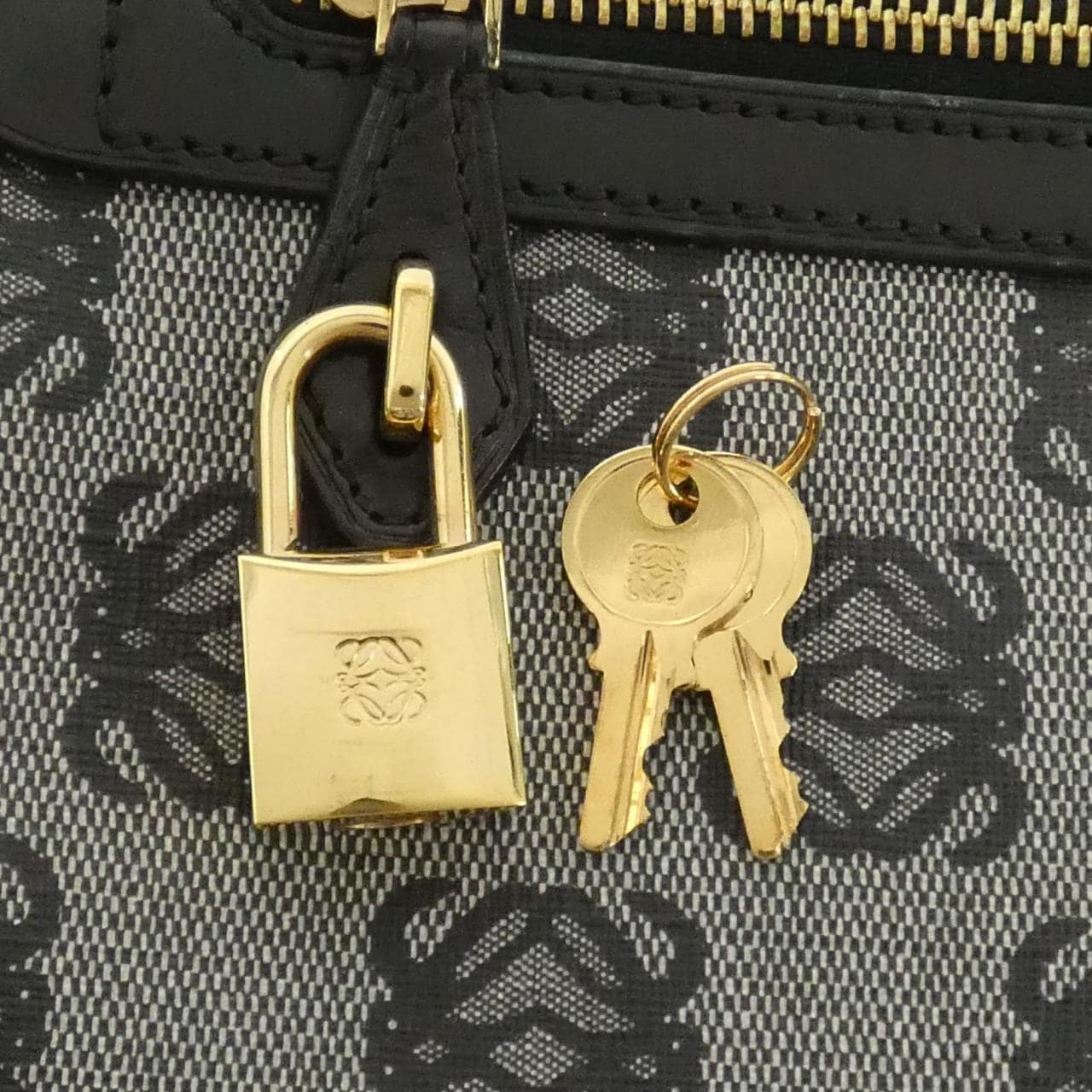 【ヴィンテージ】ロエベ ショルダーバッグ