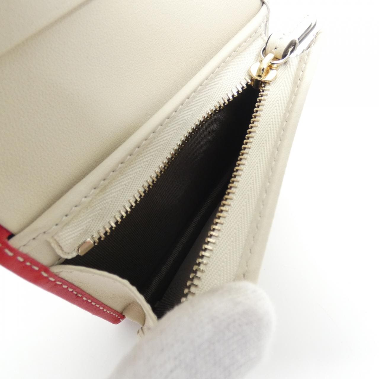【新品】グッチ 859652 FAFP9 財布