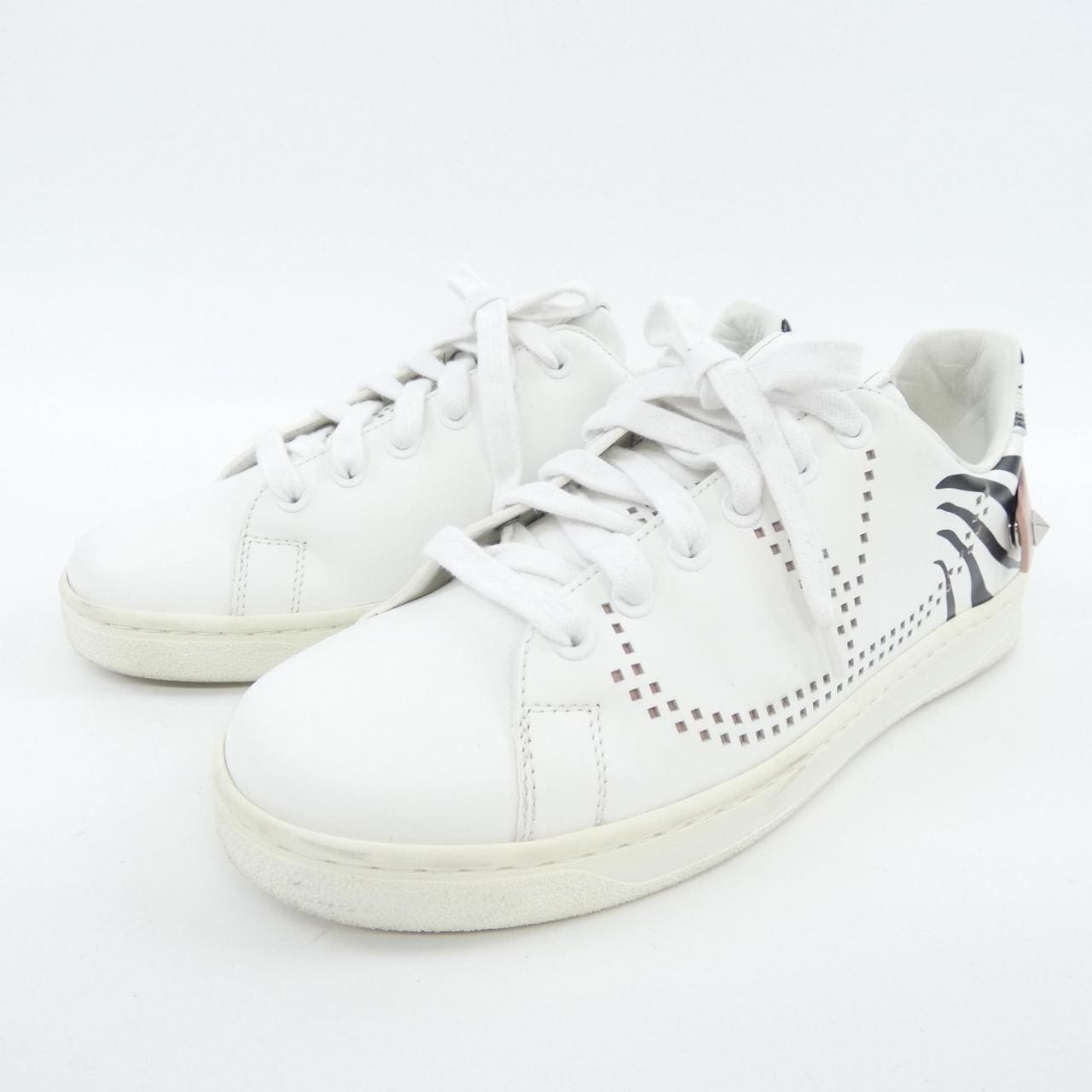 ヴァレンティノガラヴァーニ VALENTINO GARAVANI スニーカー