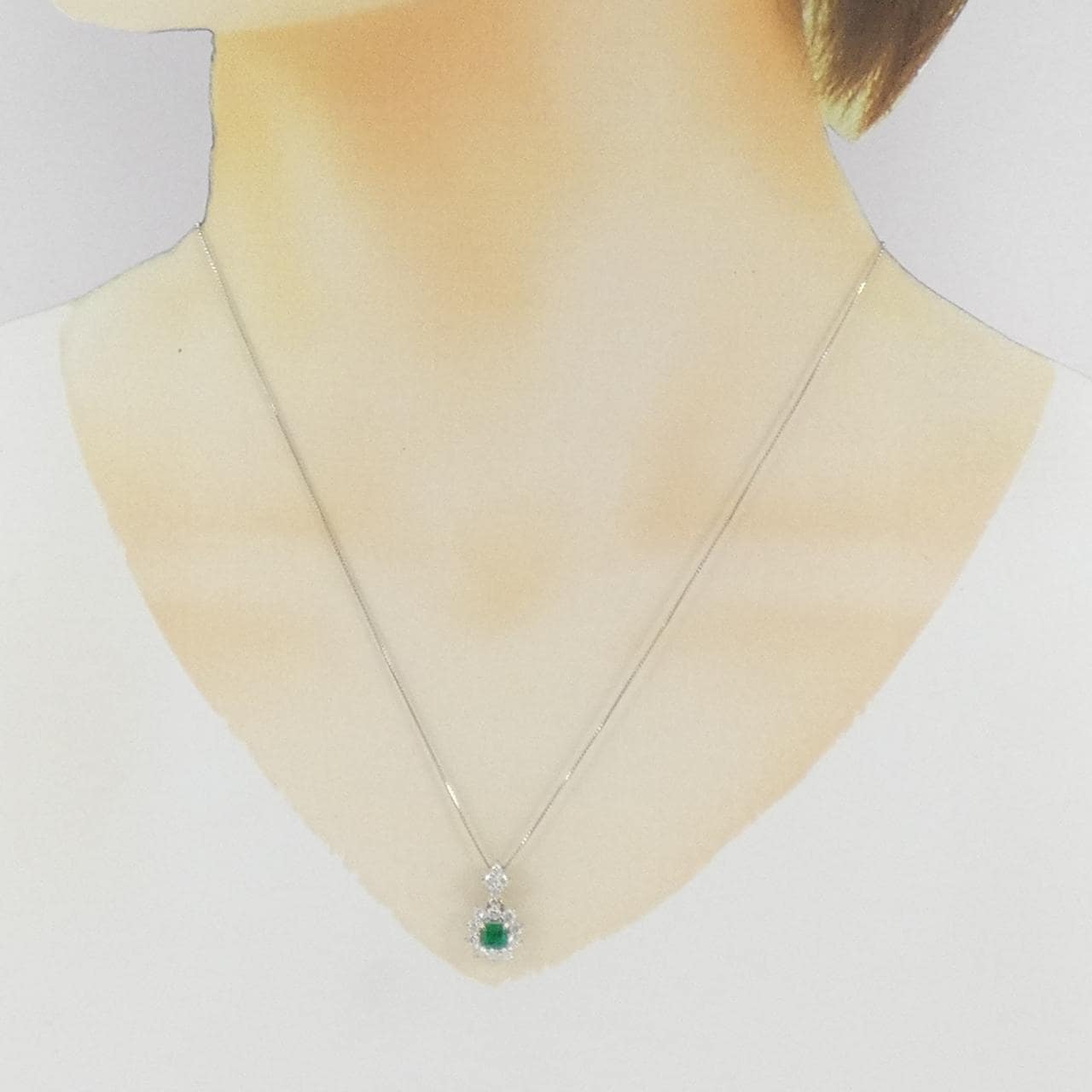 PT900/PT850 エメラルド ネックレス 0.50CT