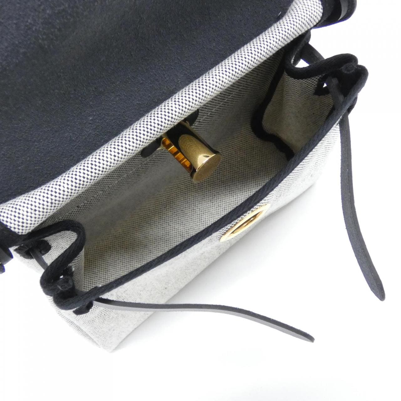 【未使用品】エルメス エールバッグ ジップ 20cm 085414CC ショルダーバッグ