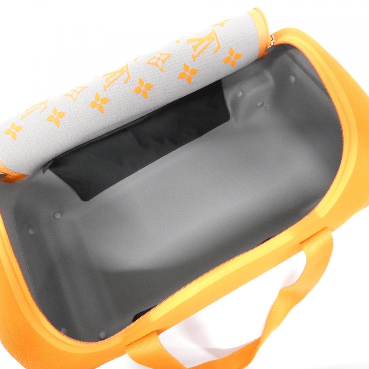 ルイヴィトン モノグラム ホライゾン ソフト M20130 キャリーバッグ