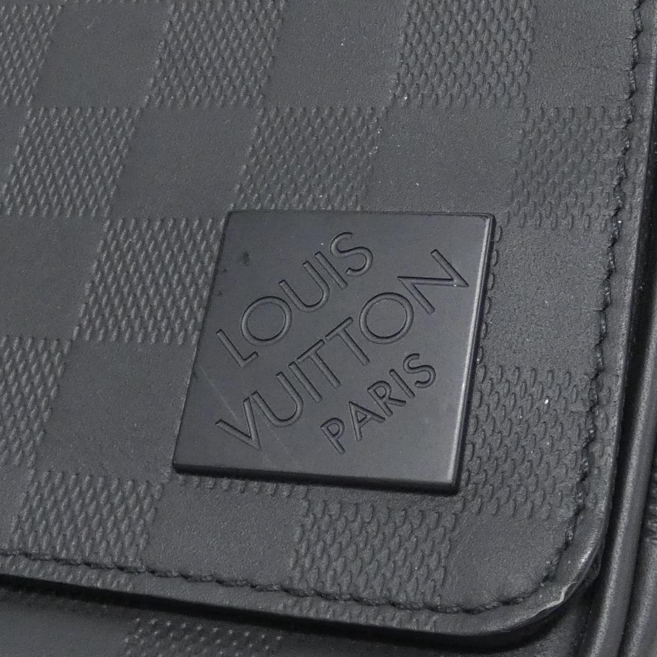 ルイヴィトン ダミエ アンフィニ ディストリクト PM N42711 ショルダーバッグ