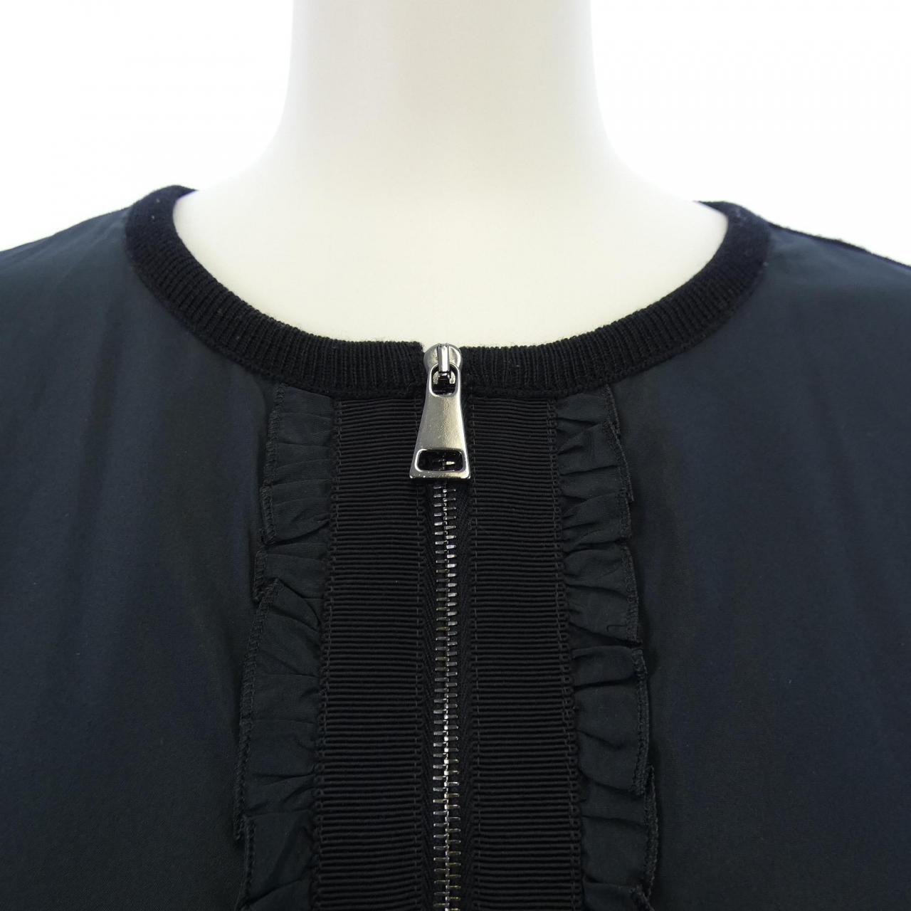 モンクレール MONCLER 20939B00012 ブルゾン