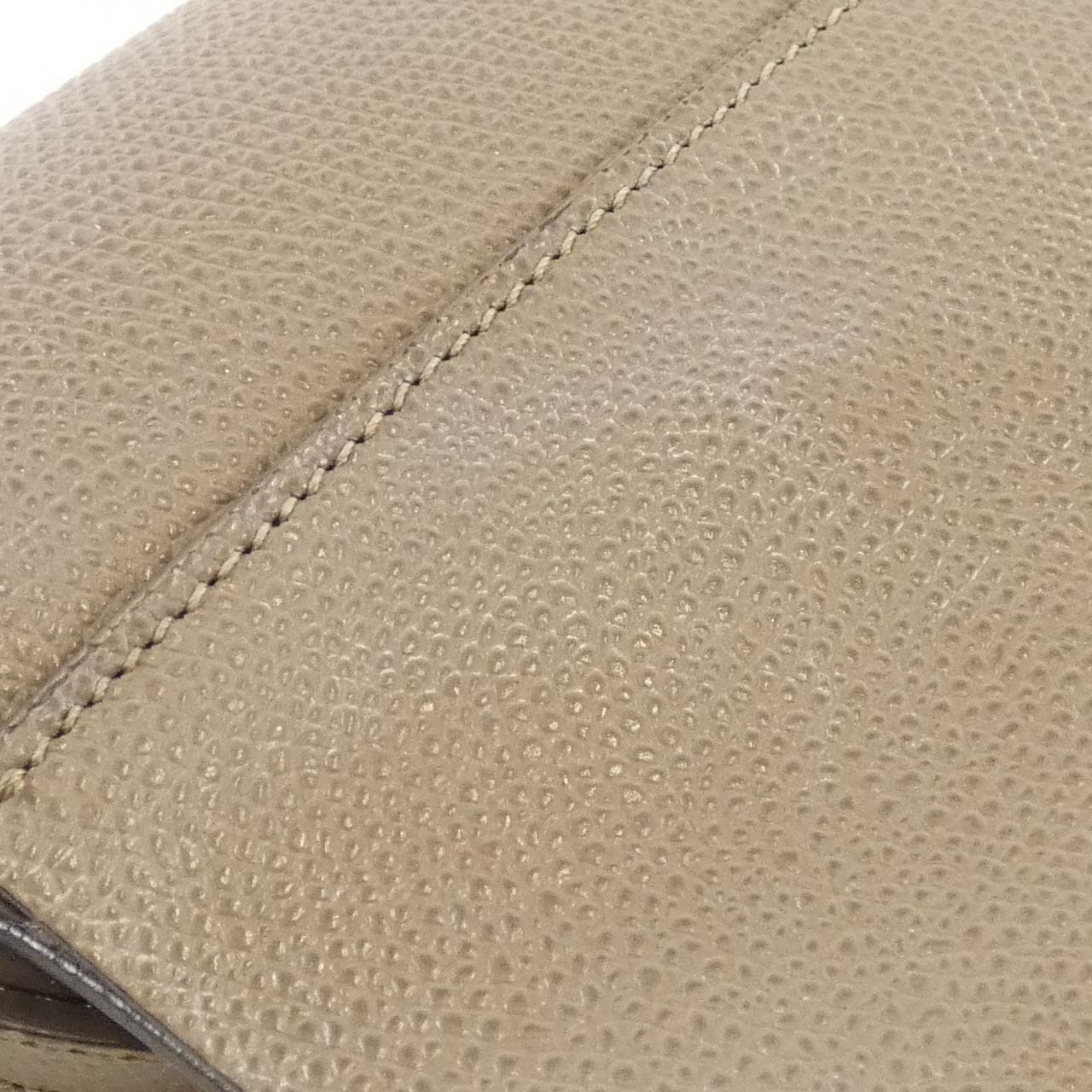 セリーヌ バーティカル カバ スモール 189813XBA バッグ