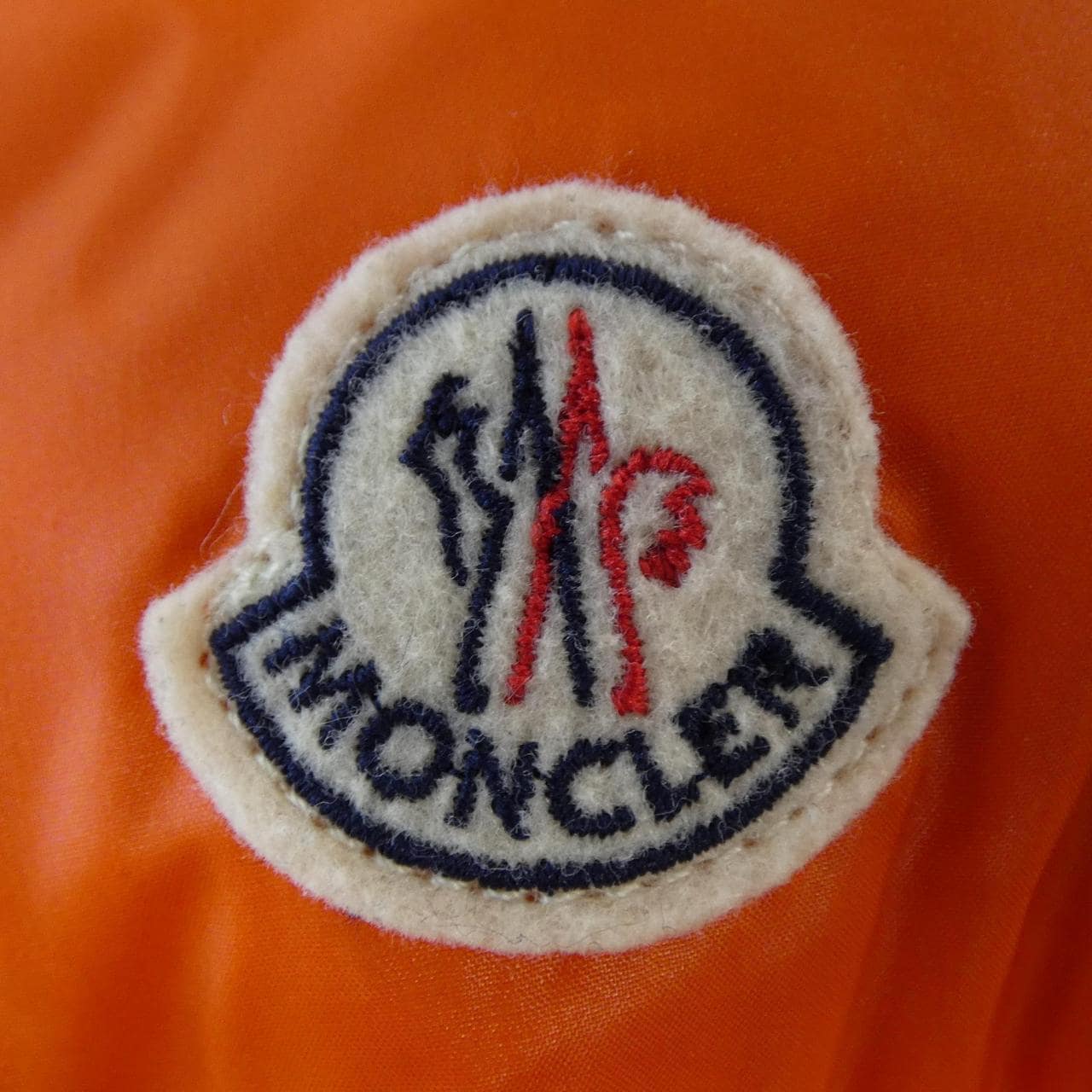 モンクレール MONCLER 41323/91 BULGARIE ダウンジャケット