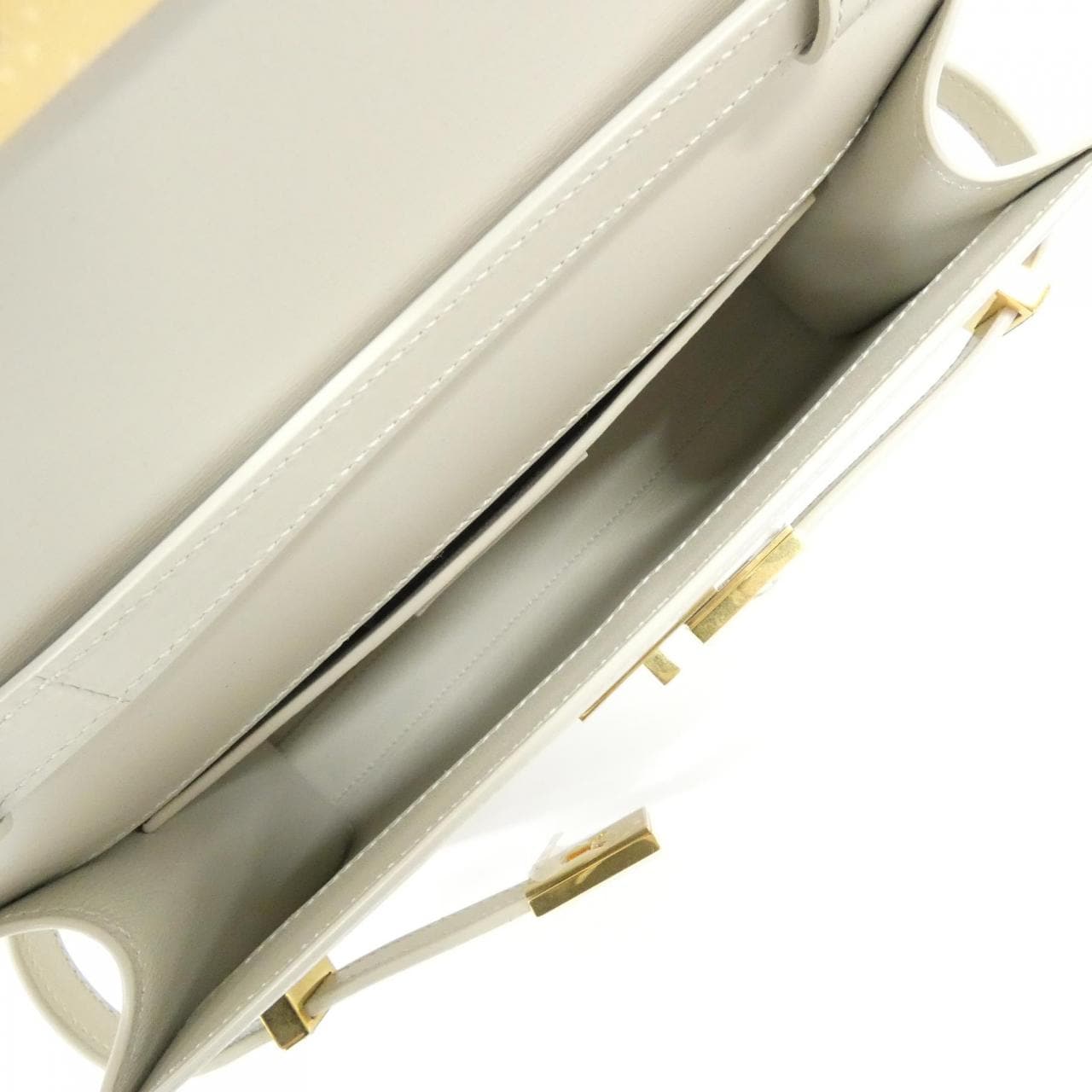 【新品】サンローラン マンハッタンスモール 675626 0SX0W ショルダーバッグ