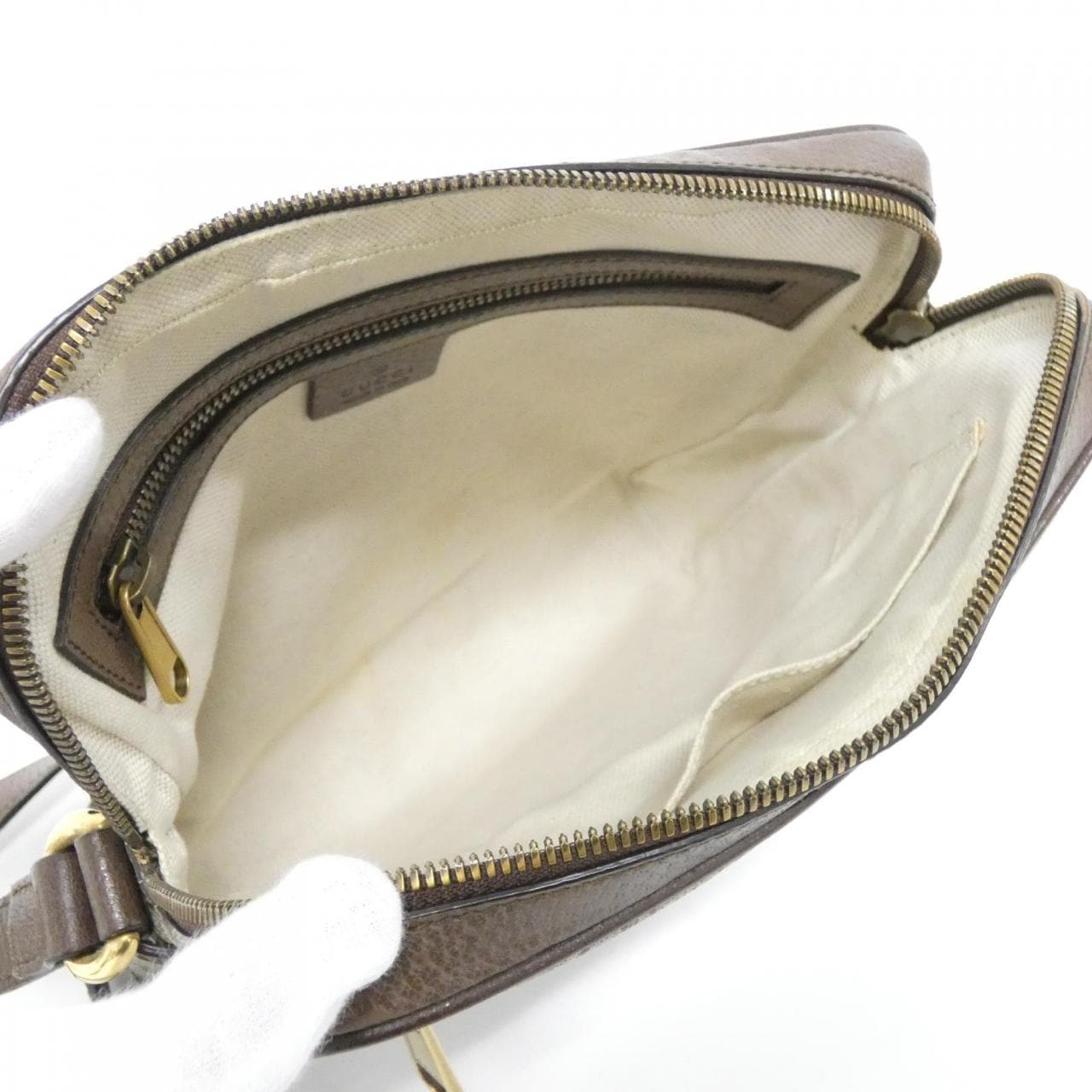 グッチ 547926 96IWT ショルダーバッグ