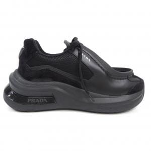 プラダ PRADA スニーカー