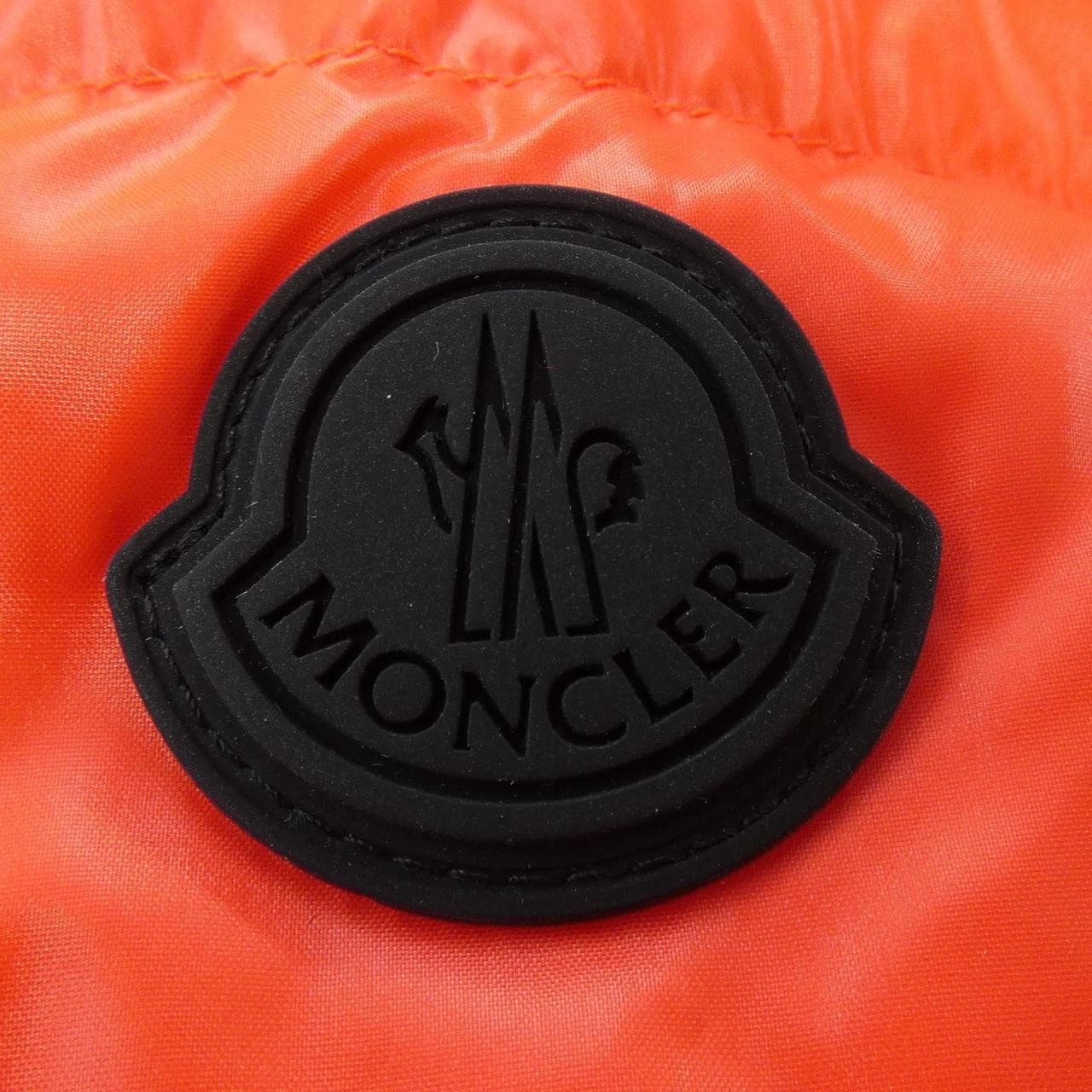 モンクレール MONCLER ダウンジャケット