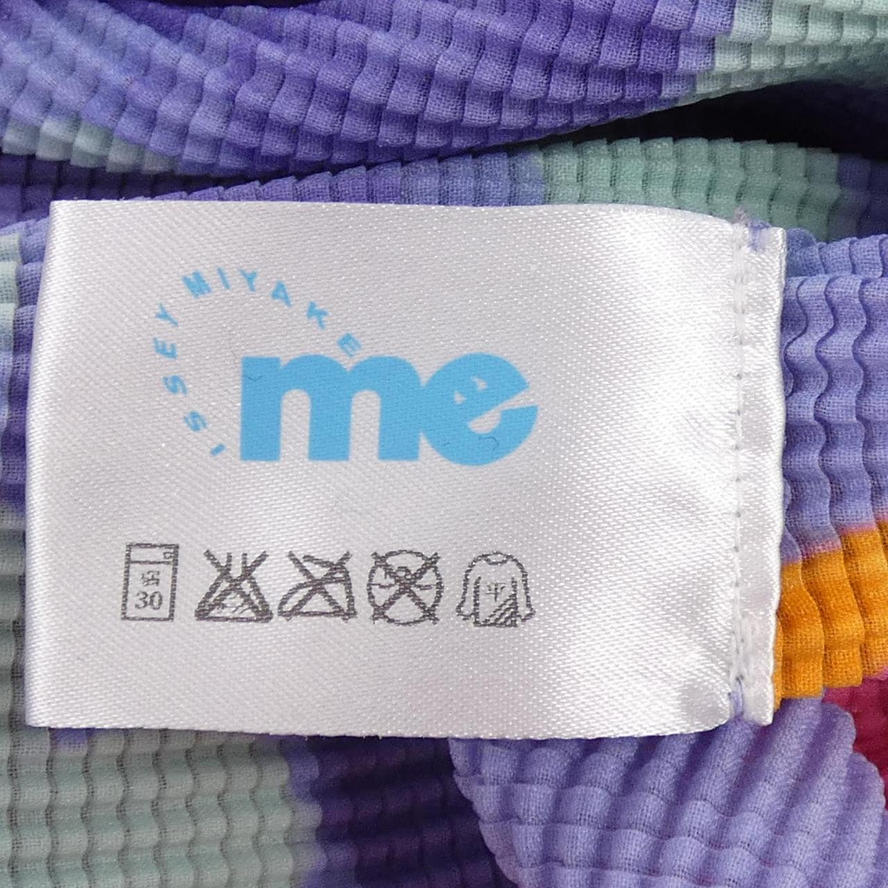 ミーイッセイミヤケ me ISSEY MIYAKE MI31FJ381 トップス