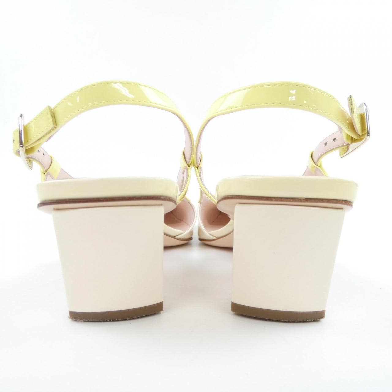 ロジェヴィヴィエ ROGER VIVIER ベル ヴィヴィエ ラッカード バックル パンプス