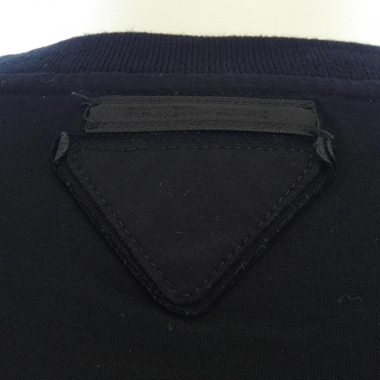 プラダ PRADA UJM492 S221 11CD Tシャツ