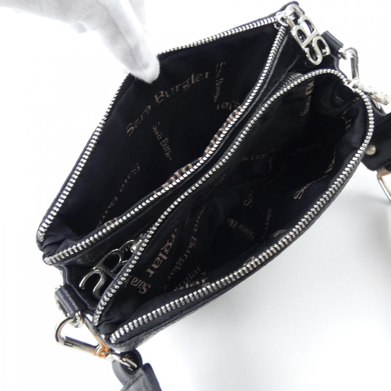 sara burglar BAG