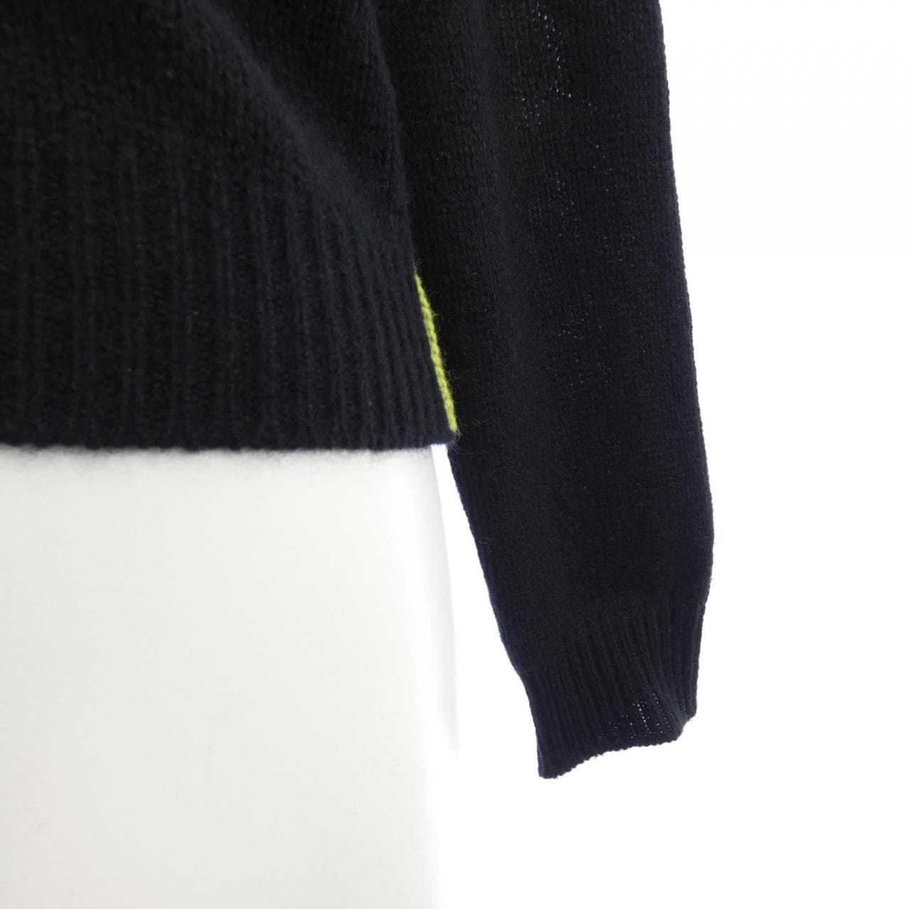 プラダ PRADA P25E84 S171 1M7F カーディガン