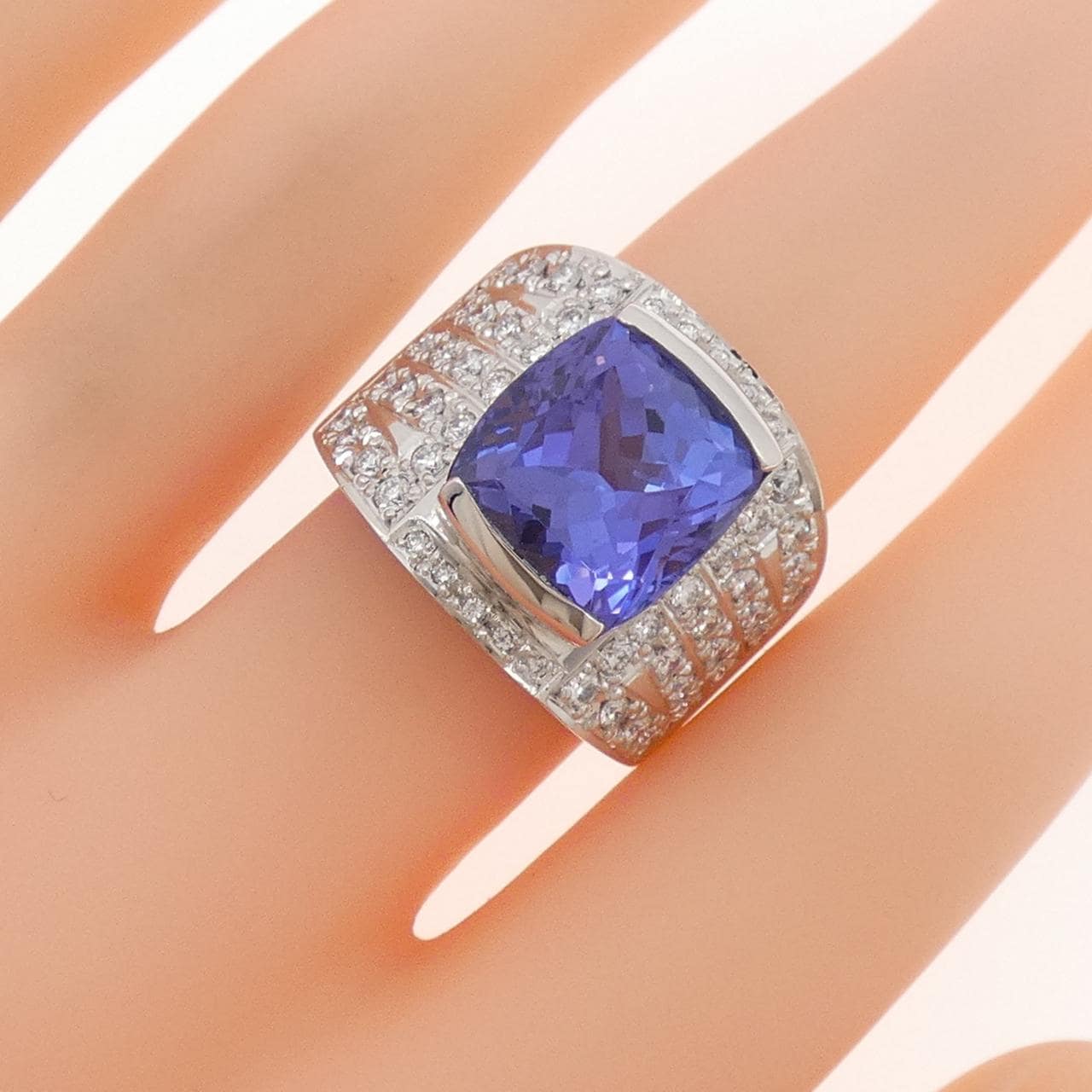PT900 タンザナイト リング 7.97CT