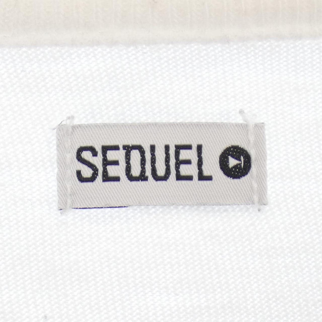 シークエル SEQUEL Tシャツ